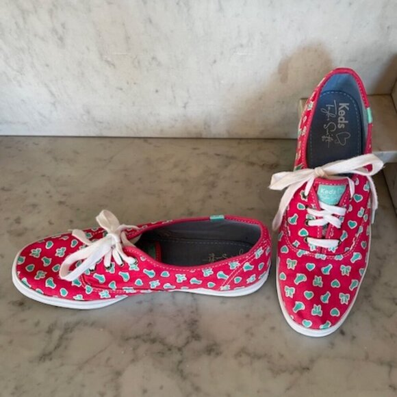 TAYLOR SWIFT KEDS Favorite Things Bows & Cats Print Pink Blue Sneakers 9… - Picture 5 of 16